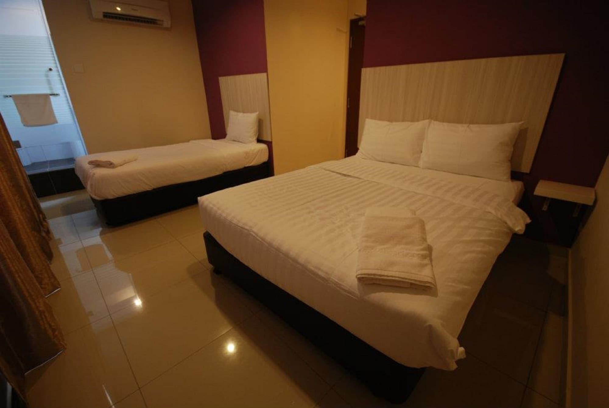 101 Hotel Bangi Buitenkant foto