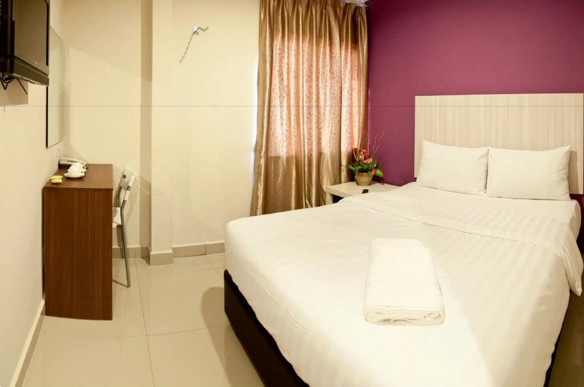 101 Hotel Bangi Buitenkant foto