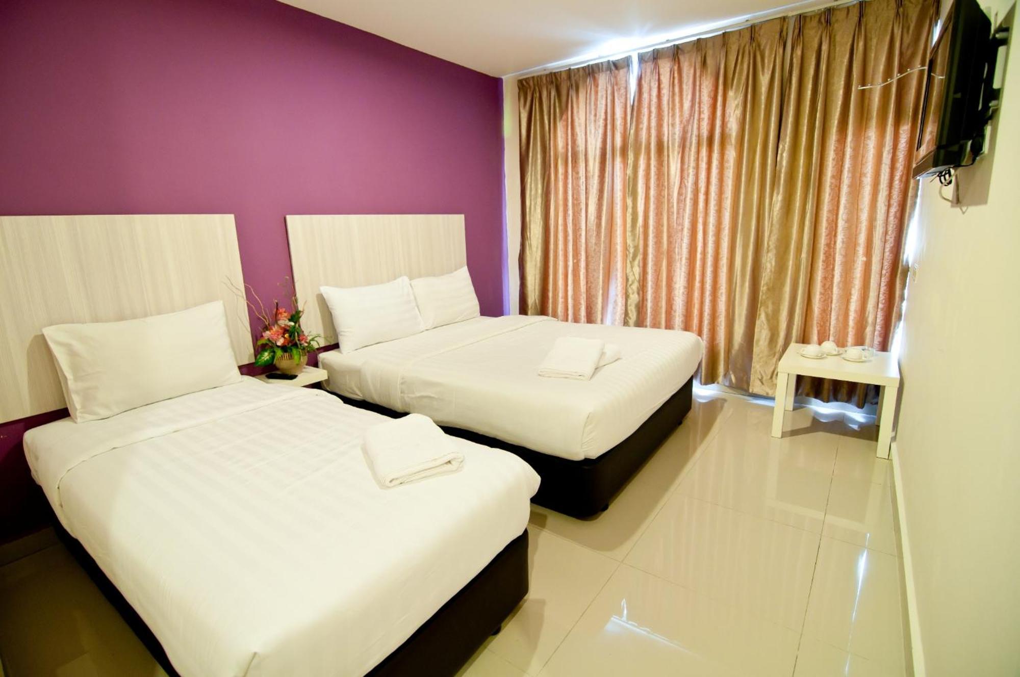 101 Hotel Bangi Buitenkant foto